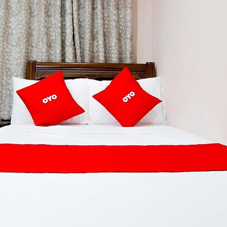 Oyo 766 Ichehan Apartments Манила Екстериор снимка