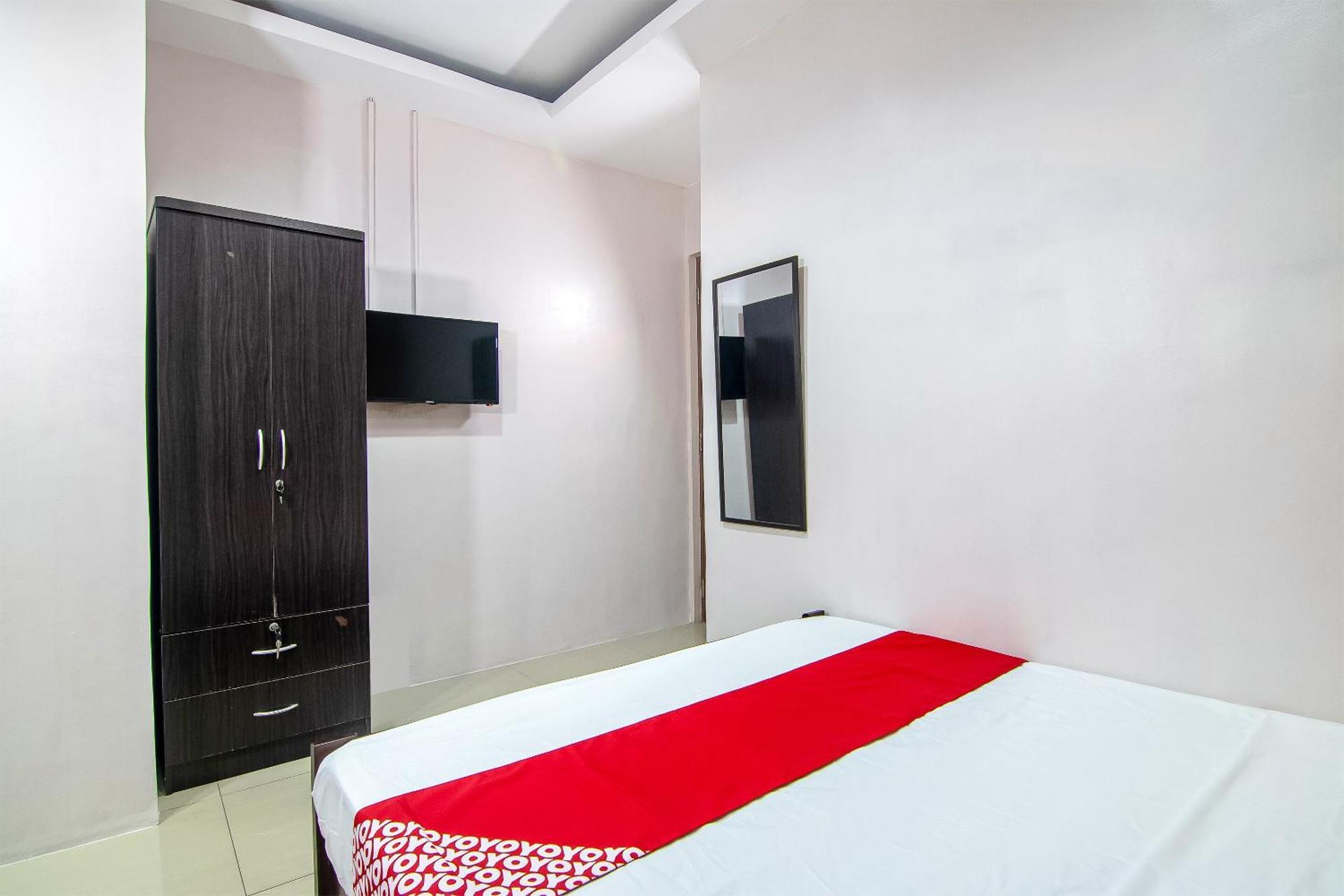 Oyo 766 Ichehan Apartments Манила Екстериор снимка