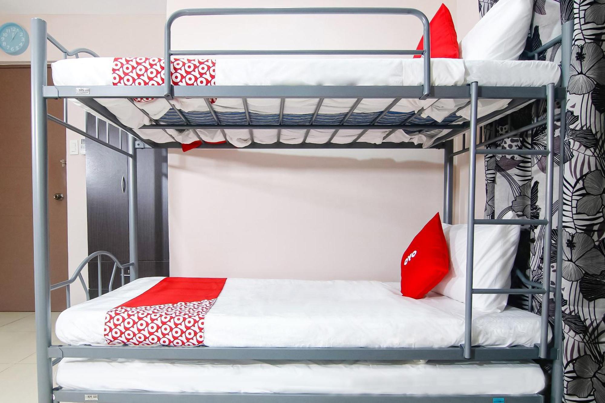 Oyo 766 Ichehan Apartments Манила Екстериор снимка
